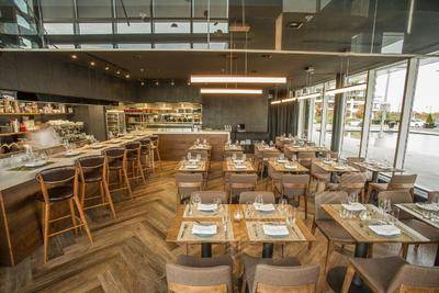 Terre Rouge Craft KitchenEntire Venue基础图库1